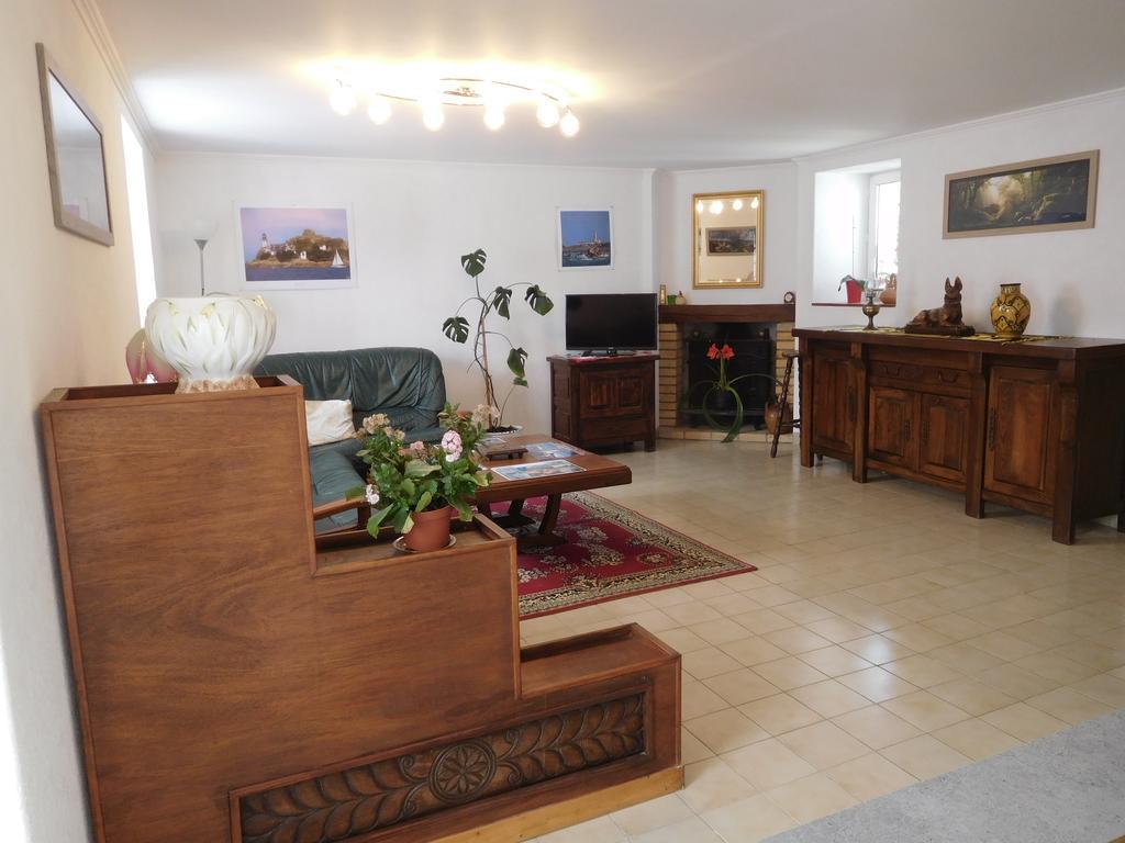 Garlan Les Gites De Kerroyal מראה חיצוני תמונה