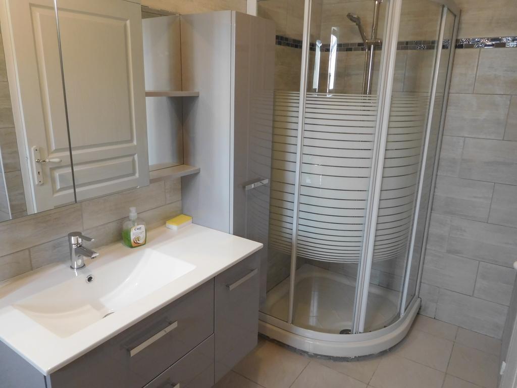 Garlan Les Gites De Kerroyal מראה חיצוני תמונה